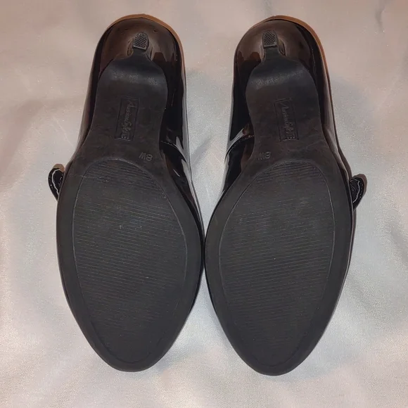 American Eagle Black Closed Toe High Heels - Picture 5 of 8